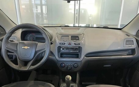 Chevrolet Cobalt II, 2013 год, 399 000 рублей, 5 фотография
