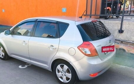 KIA cee'd I рестайлинг, 2011 год, 800 000 рублей, 8 фотография