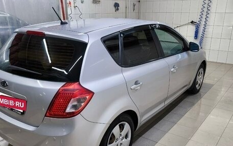 KIA cee'd I рестайлинг, 2011 год, 800 000 рублей, 4 фотография