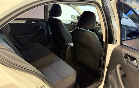 Volkswagen Jetta VI, 2013 год, 1 049 000 рублей, 19 фотография