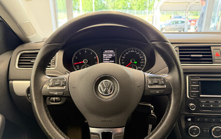 Volkswagen Jetta VI, 2013 год, 1 049 000 рублей, 22 фотография