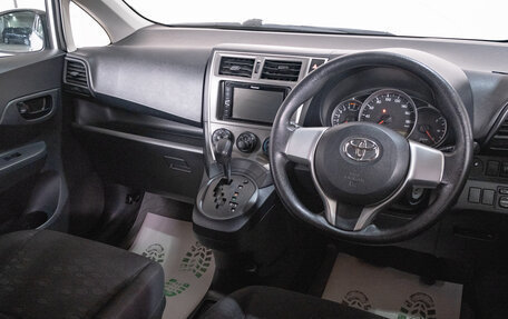 Toyota Ractis II, 2011 год, 899 000 рублей, 7 фотография