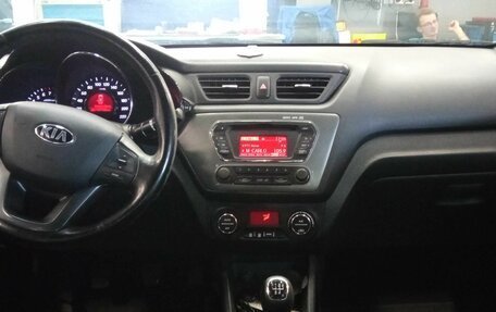 KIA Rio III рестайлинг, 2013 год, 804 000 рублей, 5 фотография