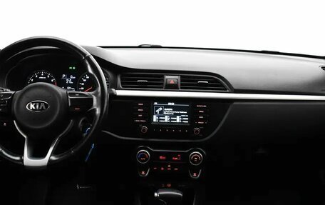 KIA Rio IV, 2018 год, 1 380 000 рублей, 5 фотография