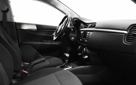 KIA Rio IV, 2018 год, 1 380 000 рублей, 10 фотография