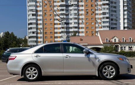 Toyota Camry, 2011 год, 1 230 000 рублей, 4 фотография