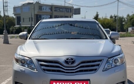 Toyota Camry, 2011 год, 1 230 000 рублей, 1 фотография