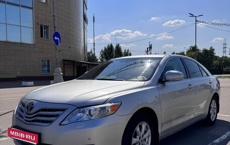 Toyota Camry, 2011 год, 1 230 000 рублей, 9 фотография
