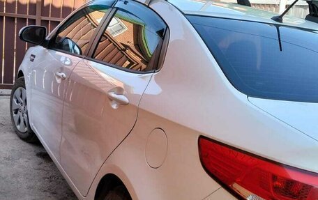 KIA Rio III рестайлинг, 2016 год, 900 000 рублей, 3 фотография