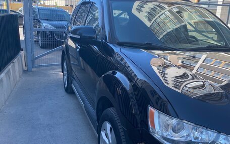 Mitsubishi Outlander III рестайлинг 3, 2011 год, 1 130 000 рублей, 4 фотография