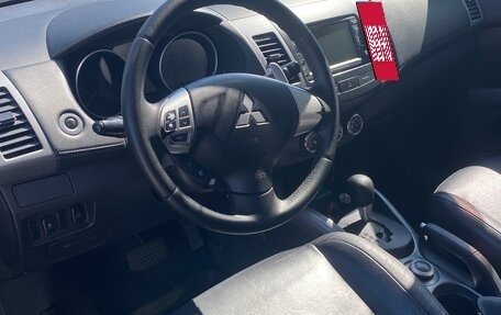 Mitsubishi Outlander III рестайлинг 3, 2011 год, 1 130 000 рублей, 15 фотография