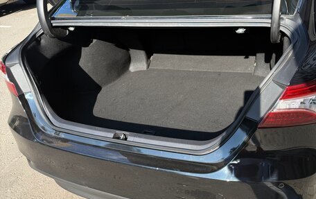 Toyota Camry, 2018 год, 2 450 000 рублей, 11 фотография