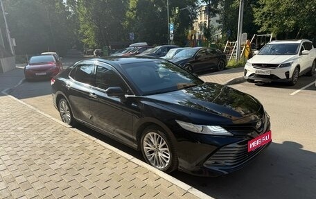 Toyota Camry, 2018 год, 2 450 000 рублей, 7 фотография