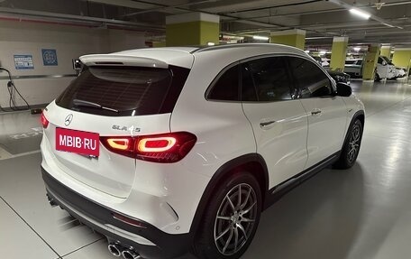 Mercedes-Benz GLA AMG, 2022 год, 4 800 000 рублей, 7 фотография