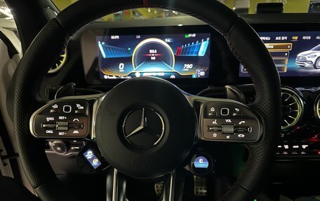 Mercedes-Benz GLA AMG, 2022 год, 4 800 000 рублей, 13 фотография