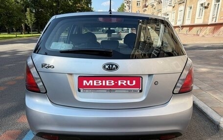 KIA Rio II, 2011 год, 799 000 рублей, 5 фотография