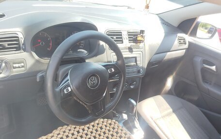 Volkswagen Polo VI (EU Market), 2018 год, 480 000 рублей, 6 фотография