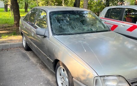 Opel Omega A, 1987 год, 159 999 рублей, 1 фотография