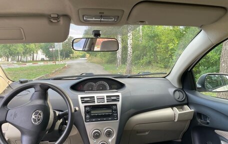 Toyota Yaris III рестайлинг, 2007 год, 750 000 рублей, 8 фотография