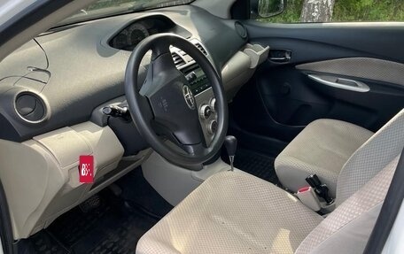 Toyota Yaris III рестайлинг, 2007 год, 750 000 рублей, 7 фотография