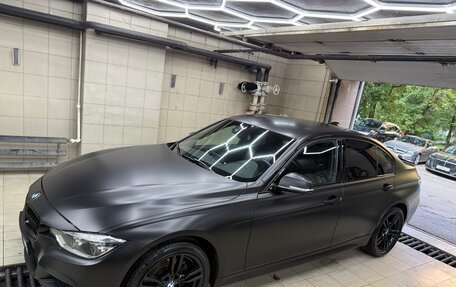 BMW 3 серия, 2018 год, 3 000 000 рублей, 3 фотография