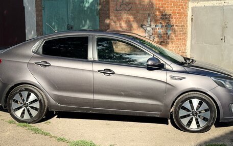 KIA Rio III рестайлинг, 2012 год, 899 000 рублей, 2 фотография
