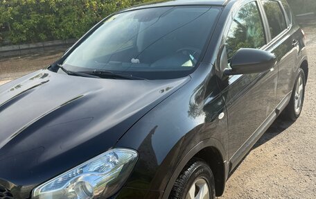 Nissan Qashqai, 2013 год, 900 000 рублей, 2 фотография