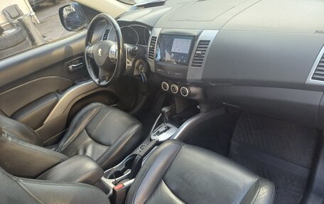 Peugeot 4007, 2009 год, 799 000 рублей, 9 фотография
