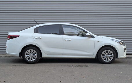 KIA Rio IV, 2017 год, 1 050 000 рублей, 4 фотография