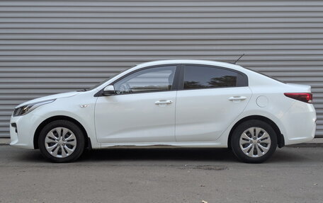 KIA Rio IV, 2017 год, 1 050 000 рублей, 8 фотография