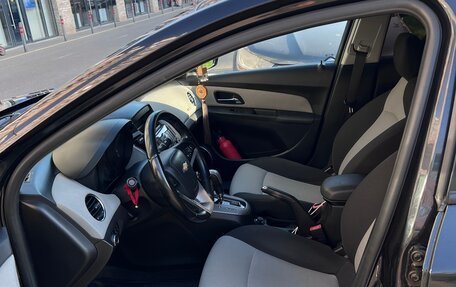 Chevrolet Cruze II, 2012 год, 800 000 рублей, 6 фотография