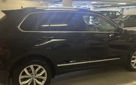 Volkswagen Tiguan II, 2020 год, 3 400 000 рублей, 3 фотография