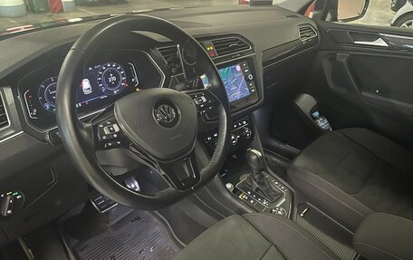 Volkswagen Tiguan II, 2020 год, 3 400 000 рублей, 15 фотография