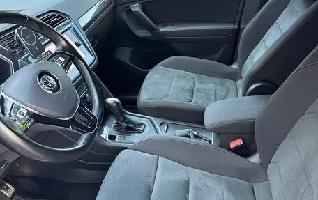 Volkswagen Tiguan II, 2020 год, 3 400 000 рублей, 11 фотография