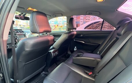Toyota Camry, 2018 год, 1 750 000 рублей, 7 фотография