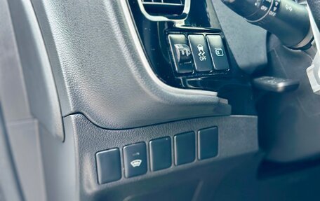 Mitsubishi Outlander III рестайлинг 3, 2016 год, 1 880 000 рублей, 26 фотография