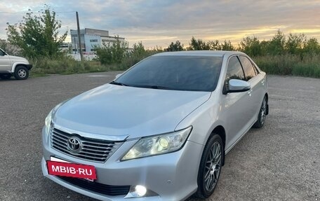 Toyota Camry, 2013 год, 1 300 666 рублей, 4 фотография
