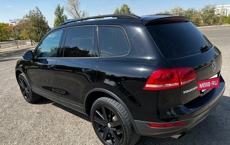 Volkswagen Touareg III, 2012 год, 1 800 000 рублей, 3 фотография