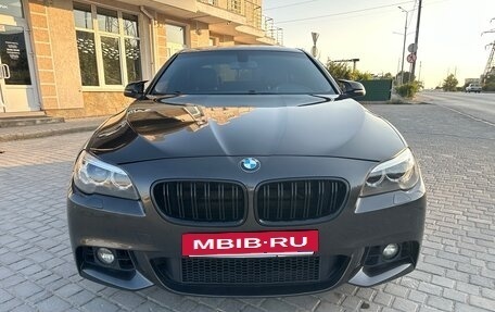 BMW 5 серия, 2015 год, 1 850 000 рублей, 5 фотография