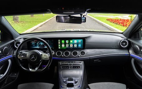 Mercedes-Benz E-Класс, 2019 год, 3 230 000 рублей, 9 фотография