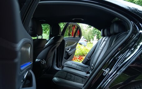 Mercedes-Benz E-Класс, 2019 год, 3 230 000 рублей, 14 фотография