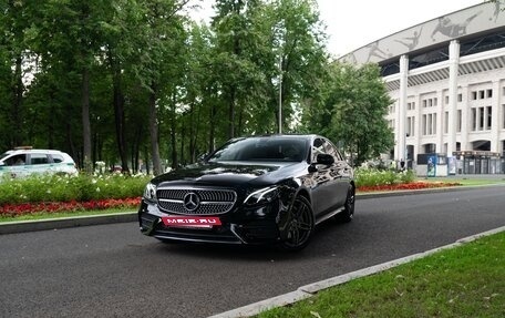 Mercedes-Benz E-Класс, 2019 год, 3 230 000 рублей, 3 фотография