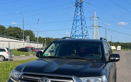 Toyota Land Cruiser 200, 2017 год, 7 500 000 рублей, 2 фотография