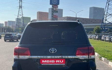 Toyota Land Cruiser 200, 2017 год, 7 500 000 рублей, 6 фотография
