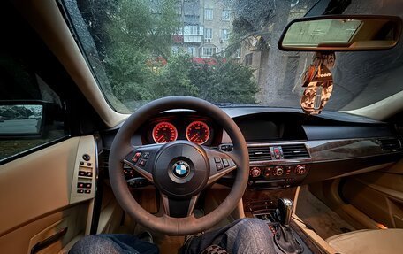 BMW 5 серия, 2006 год, 599 000 рублей, 12 фотография