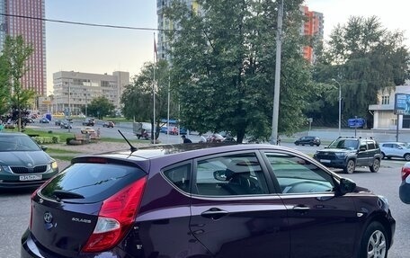 Hyundai Solaris II рестайлинг, 2013 год, 800 000 рублей, 4 фотография