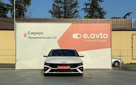 Hyundai Elantra, 2023 год, 2 300 000 рублей, 2 фотография