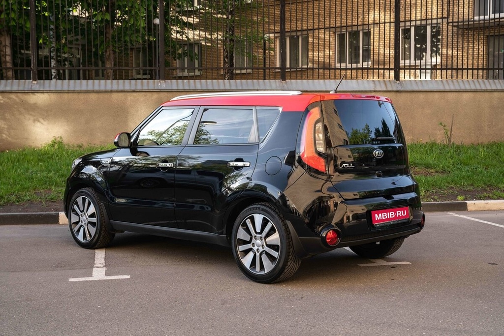 KIA Soul II рестайлинг, 2019 год, 440 000 рублей, 24 фотография