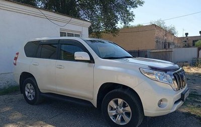 Toyota Land Cruiser Prado 150 рестайлинг 2, 2014 год, 3 650 000 рублей, 1 фотография