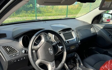 Hyundai ix35 I рестайлинг, 2013 год, 1 300 000 рублей, 8 фотография